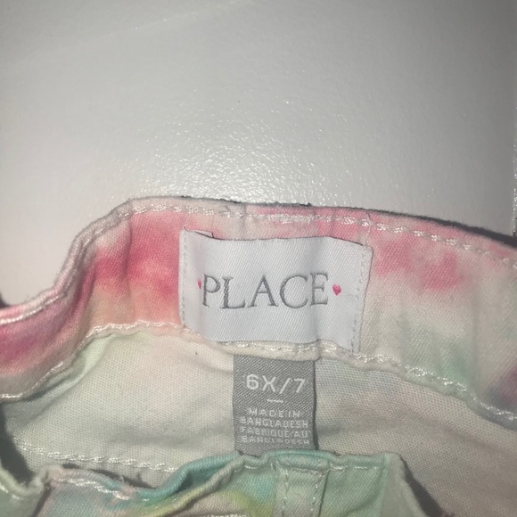 Colourful shorts - Picture 3 of 3